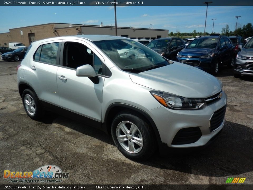 2020 Chevrolet Trax LS Silver Ice Metallic / Jet Black Photo #3