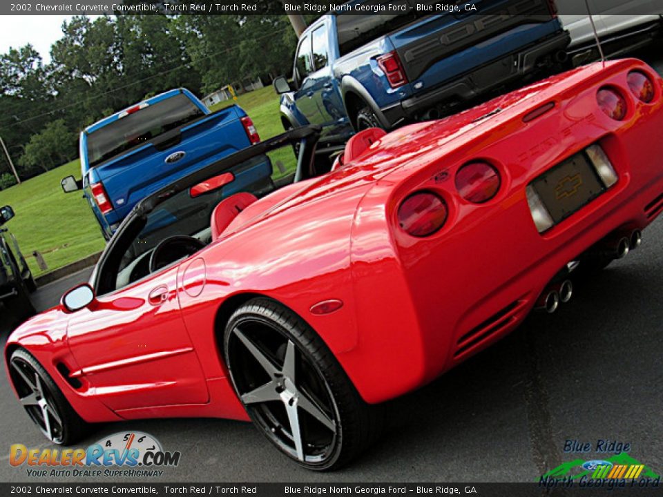 2002 Chevrolet Corvette Convertible Torch Red / Torch Red Photo #30
