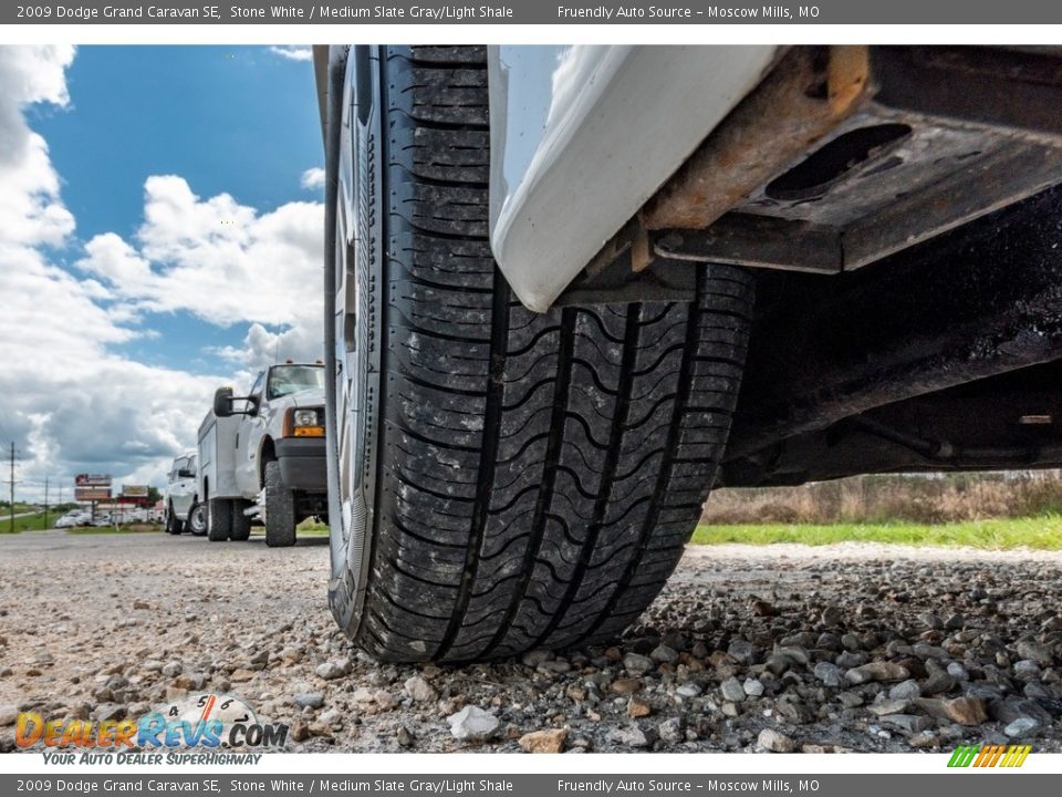 2009 Dodge Grand Caravan SE Stone White / Medium Slate Gray/Light Shale Photo #12