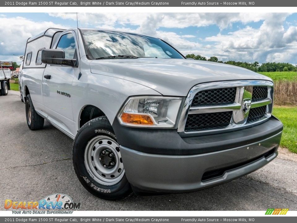 2011 Dodge Ram 1500 ST Regular Cab Bright White / Dark Slate Gray/Medium Graystone Photo #1