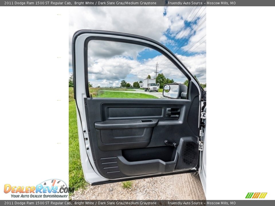 2011 Dodge Ram 1500 ST Regular Cab Bright White / Dark Slate Gray/Medium Graystone Photo #22