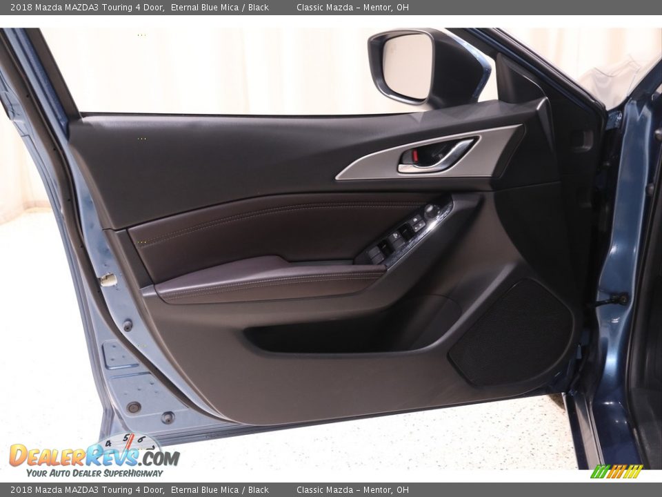 2018 Mazda MAZDA3 Touring 4 Door Eternal Blue Mica / Black Photo #4