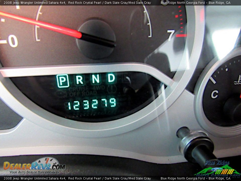 2008 Jeep Wrangler Unlimited Sahara 4x4 Red Rock Crystal Pearl / Dark Slate Gray/Med Slate Gray Photo #17