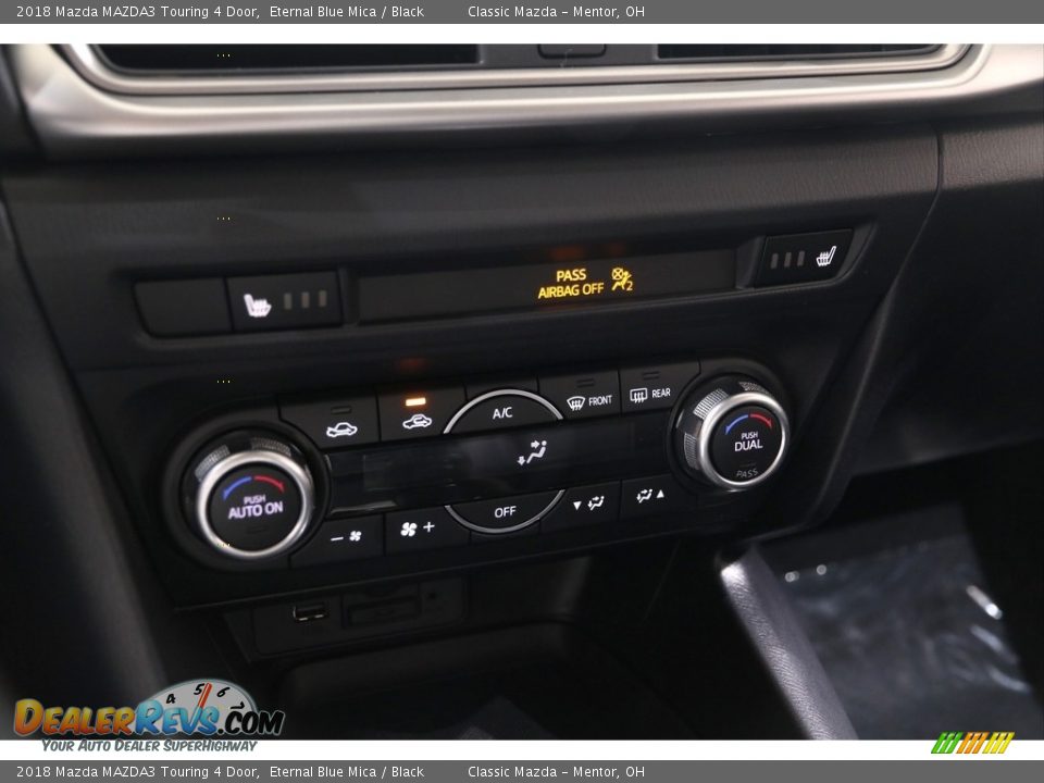 2018 Mazda MAZDA3 Touring 4 Door Eternal Blue Mica / Black Photo #15