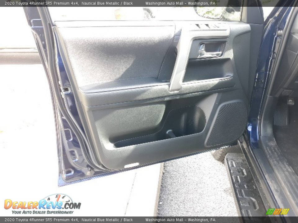 2020 Toyota 4Runner SR5 Premium 4x4 Nautical Blue Metallic / Black Photo #19