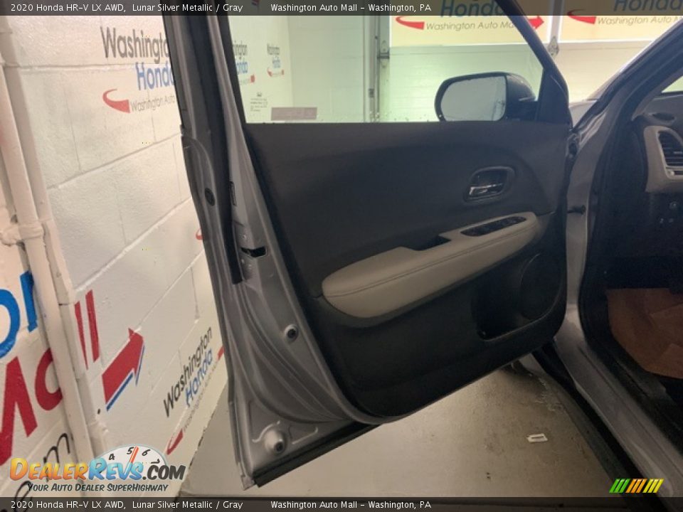 2020 Honda HR-V LX AWD Lunar Silver Metallic / Gray Photo #26