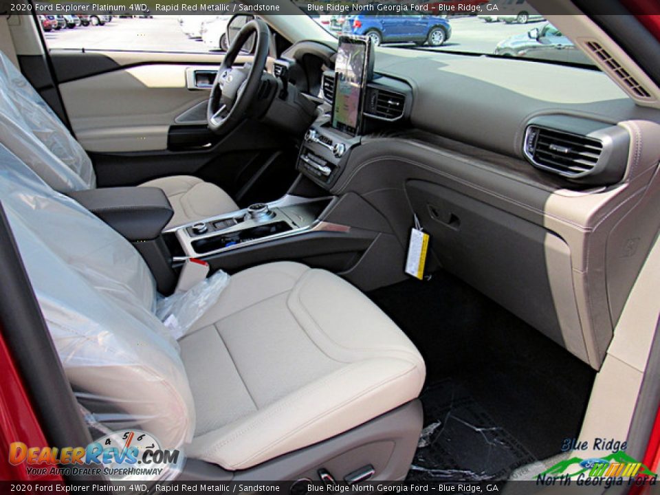 2020 Ford Explorer Platinum 4WD Rapid Red Metallic / Sandstone Photo #11