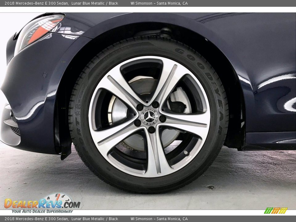 2018 Mercedes-Benz E 300 Sedan Lunar Blue Metallic / Black Photo #8