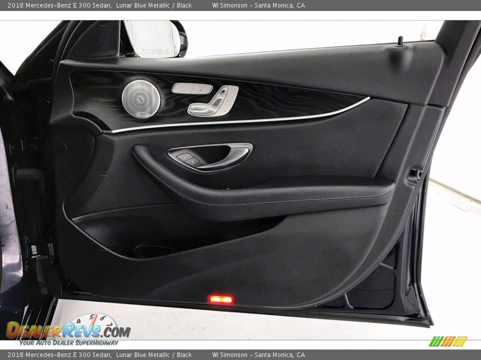 2018 Mercedes-Benz E 300 Sedan Lunar Blue Metallic / Black Photo #30