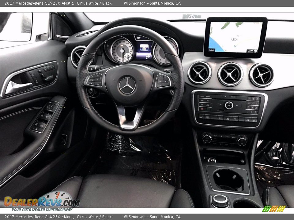 2017 Mercedes-Benz GLA 250 4Matic Cirrus White / Black Photo #4