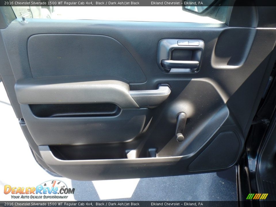Door Panel of 2016 Chevrolet Silverado 1500 WT Regular Cab 4x4 Photo #15