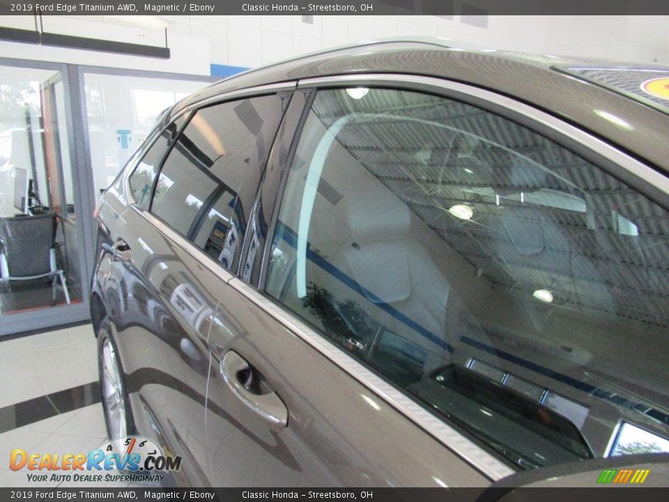 2019 Ford Edge Titanium AWD Magnetic / Ebony Photo #11