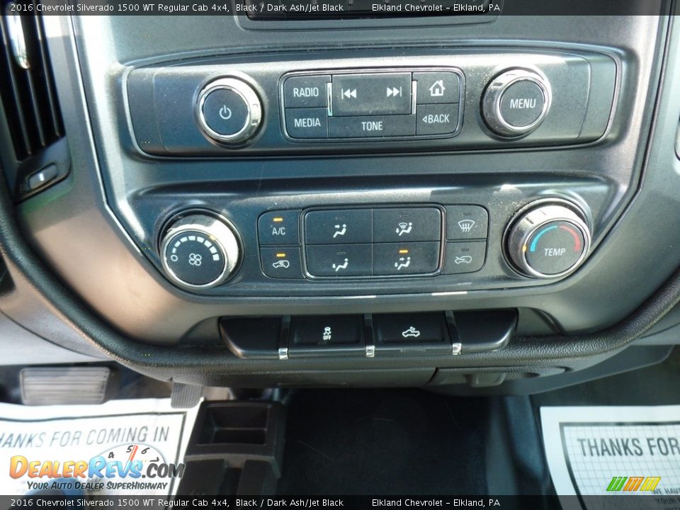 Controls of 2016 Chevrolet Silverado 1500 WT Regular Cab 4x4 Photo #28