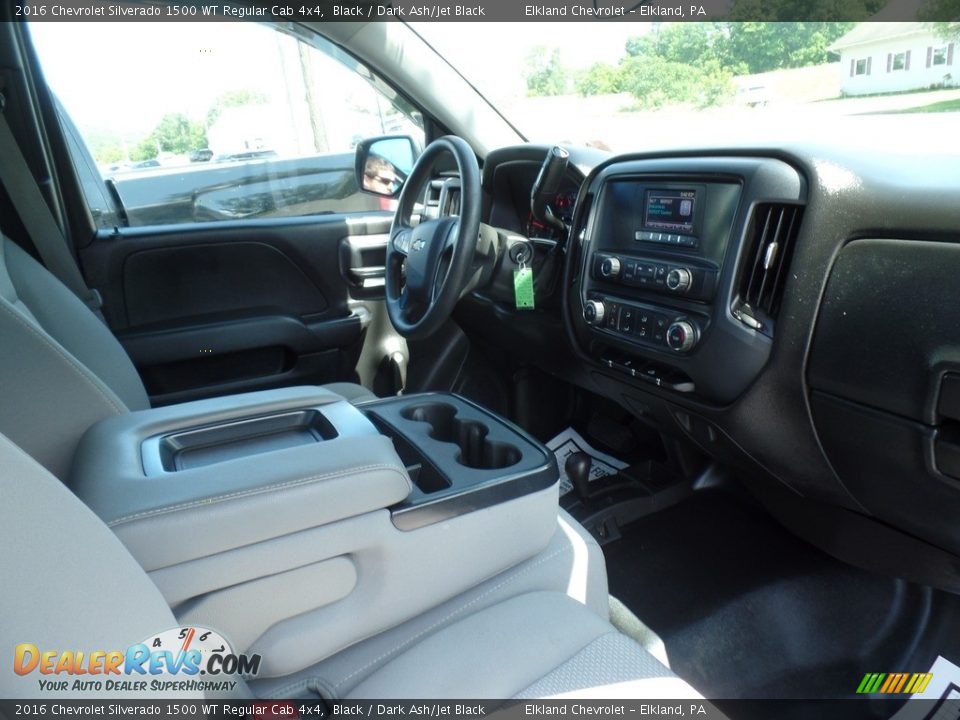 2016 Chevrolet Silverado 1500 WT Regular Cab 4x4 Black / Dark Ash/Jet Black Photo #31