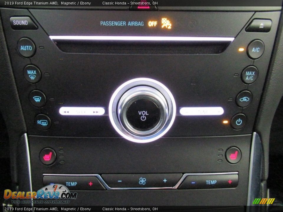 2019 Ford Edge Titanium AWD Magnetic / Ebony Photo #29