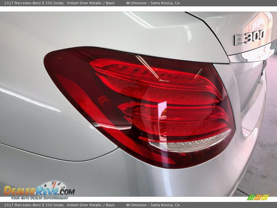 2017 Mercedes-Benz E 300 Sedan Iridium Silver Metallic / Black Photo #26