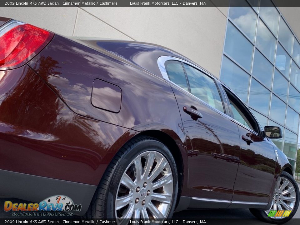 2009 Lincoln MKS AWD Sedan Cinnamon Metallic / Cashmere Photo #23