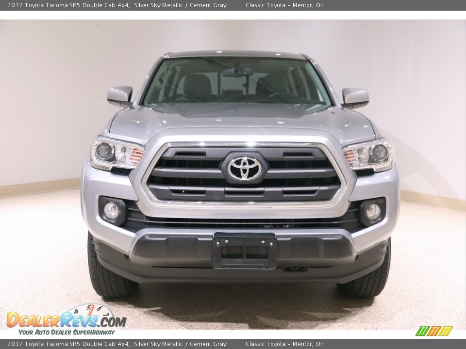2017 Toyota Tacoma SR5 Double Cab 4x4 Silver Sky Metallic / Cement Gray Photo #2