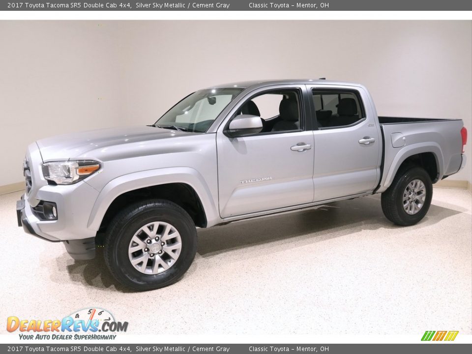 2017 Toyota Tacoma SR5 Double Cab 4x4 Silver Sky Metallic / Cement Gray Photo #3