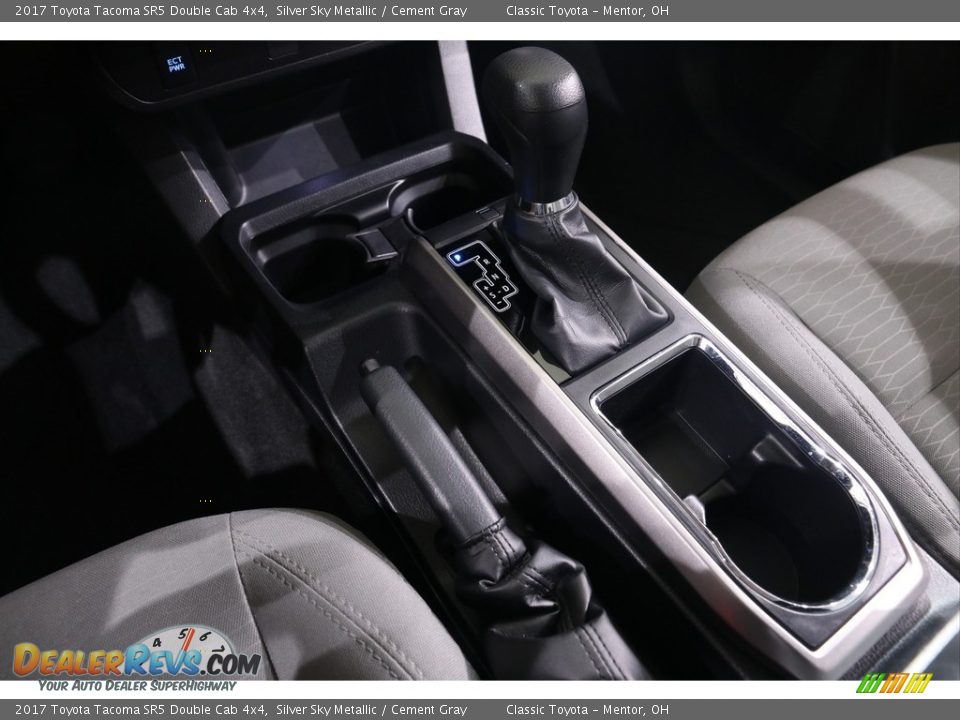 2017 Toyota Tacoma SR5 Double Cab 4x4 Silver Sky Metallic / Cement Gray Photo #13