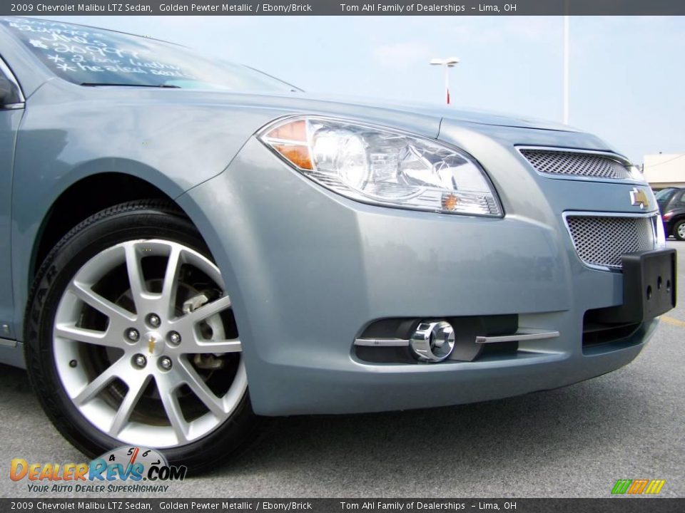 2009 Chevrolet Malibu LTZ Sedan Golden Pewter Metallic / Ebony/Brick Photo #2