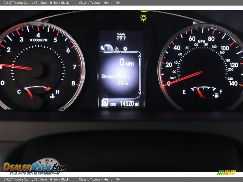 2017 Toyota Camry SE Super White / Black Photo #7