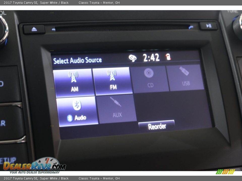 2017 Toyota Camry SE Super White / Black Photo #9