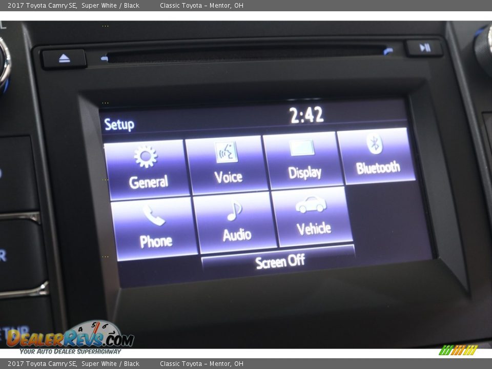 2017 Toyota Camry SE Super White / Black Photo #11