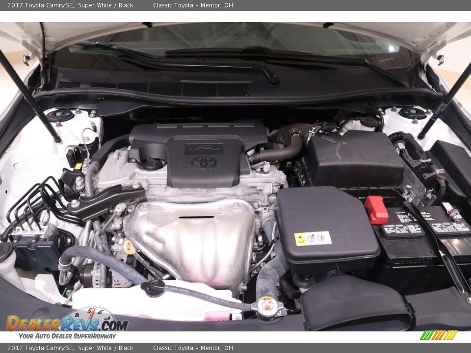 2017 Toyota Camry SE Super White / Black Photo #19