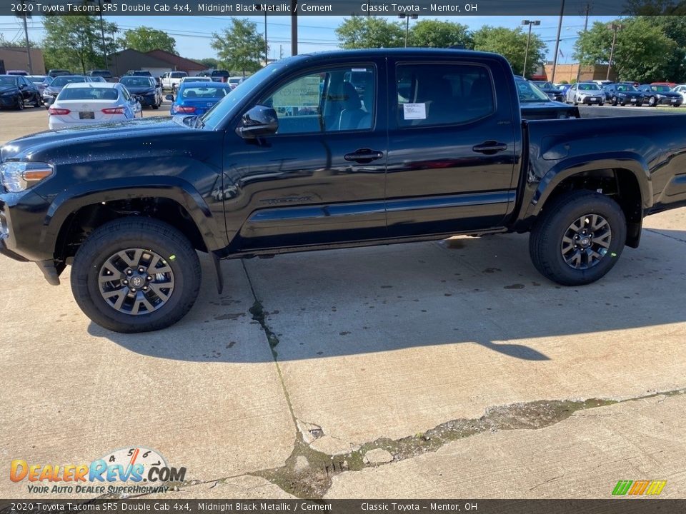 2020 Toyota Tacoma SR5 Double Cab 4x4 Midnight Black Metallic / Cement Photo #1