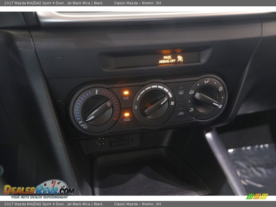 2017 Mazda MAZDA3 Sport 4 Door Jet Black Mica / Black Photo #14