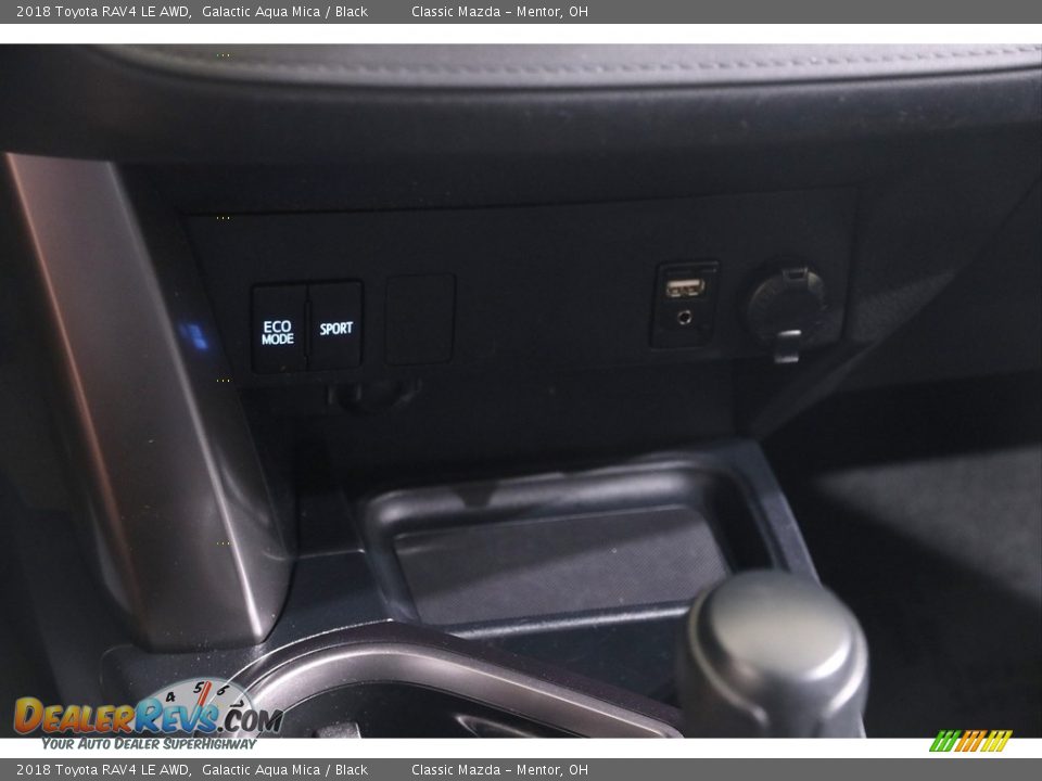 2018 Toyota RAV4 LE AWD Galactic Aqua Mica / Black Photo #12