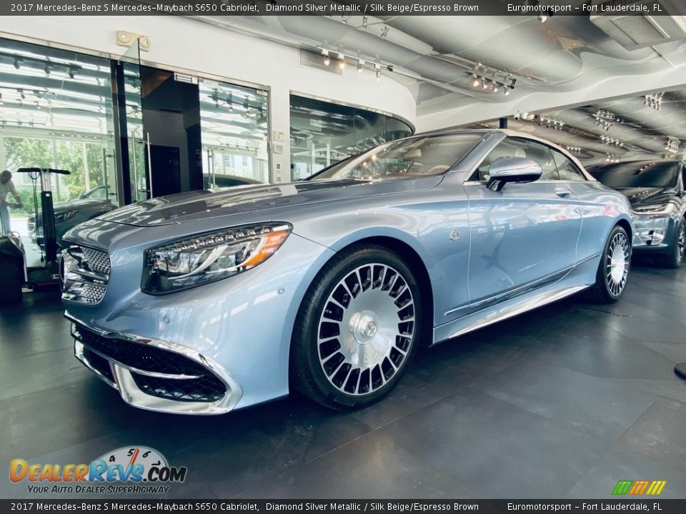 2017 Mercedes-Benz S Mercedes-Maybach S650 Cabriolet Diamond Silver Metallic / Silk Beige/Espresso Brown Photo #1