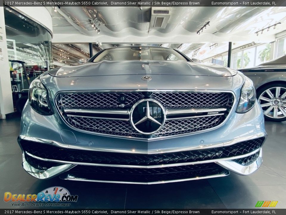 2017 Mercedes-Benz S Mercedes-Maybach S650 Cabriolet Diamond Silver Metallic / Silk Beige/Espresso Brown Photo #2