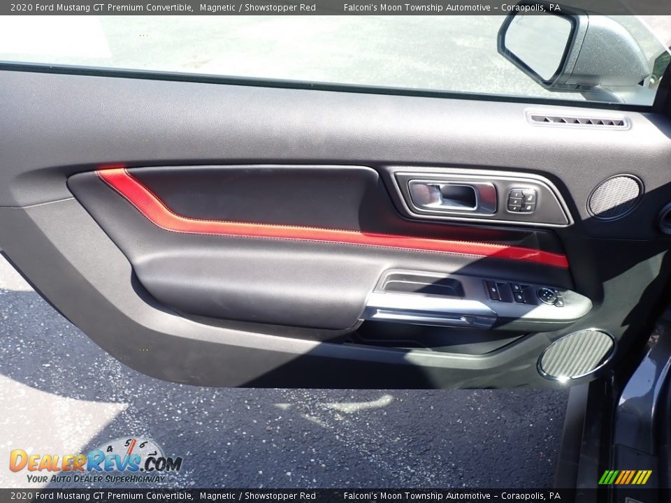 Door Panel of 2020 Ford Mustang GT Premium Convertible Photo #8