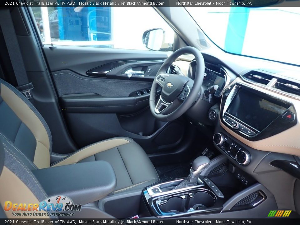 2021 Chevrolet TrailBlazer ACTIV AWD Mosaic Black Metallic / Jet Black/Almond Butter Photo #10