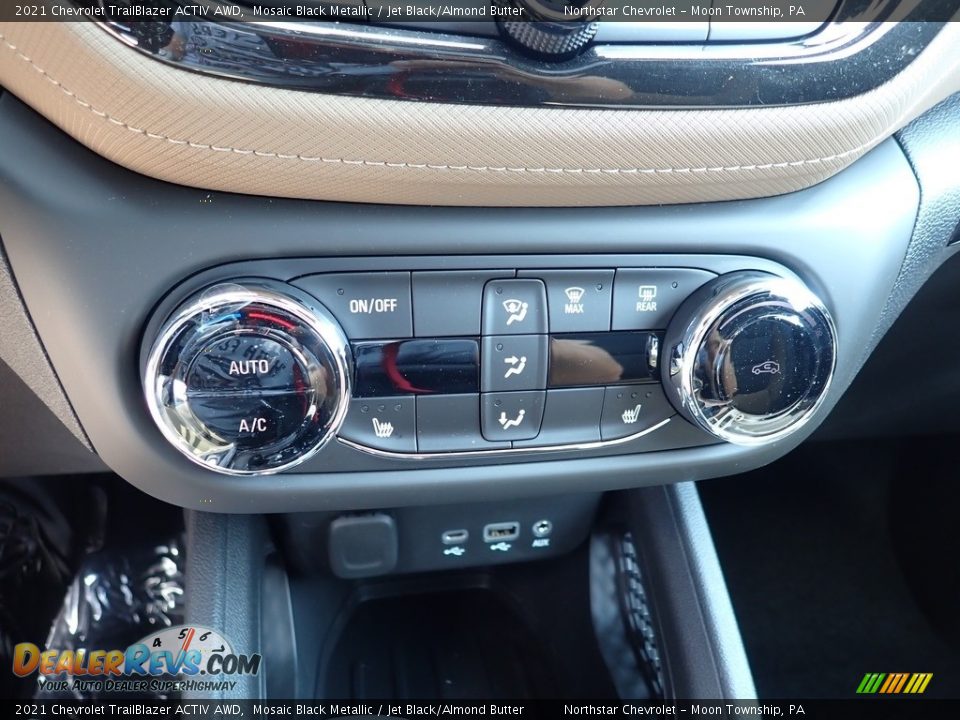 2021 Chevrolet TrailBlazer ACTIV AWD Mosaic Black Metallic / Jet Black/Almond Butter Photo #17