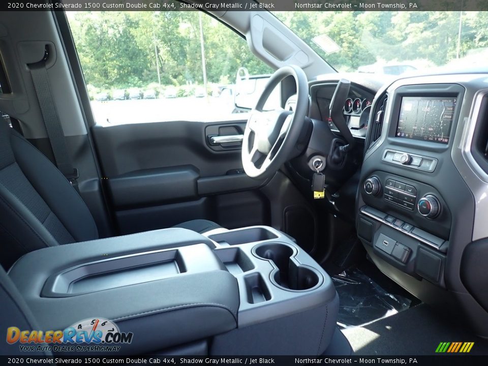 2020 Chevrolet Silverado 1500 Custom Double Cab 4x4 Shadow Gray Metallic / Jet Black Photo #10