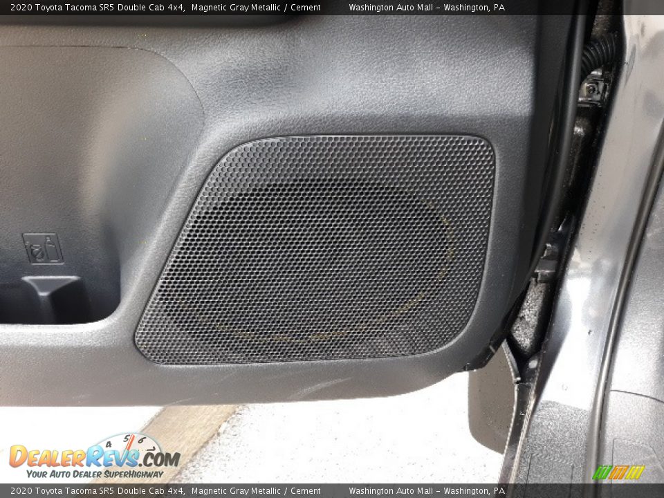 2020 Toyota Tacoma SR5 Double Cab 4x4 Magnetic Gray Metallic / Cement Photo #9