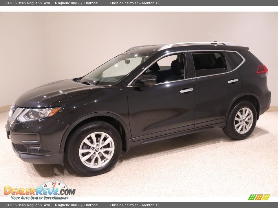 2018 Nissan Rogue SV AWD Magnetic Black / Charcoal Photo #3