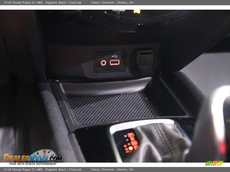 2018 Nissan Rogue SV AWD Magnetic Black / Charcoal Photo #13