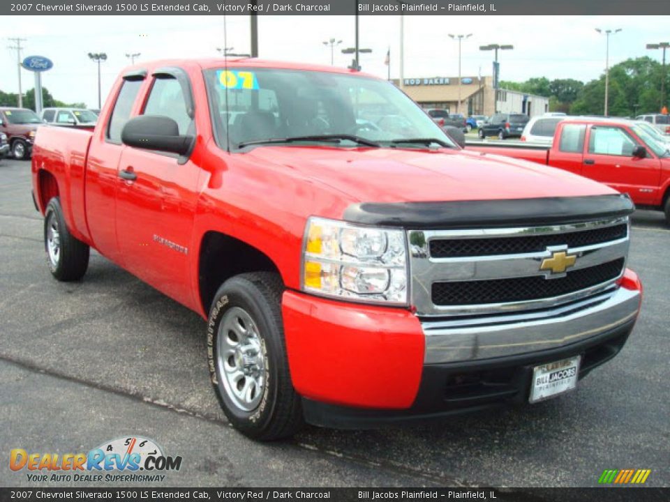 2007 Chevrolet Silverado 1500 LS Extended Cab Victory Red / Dark Charcoal Photo #4