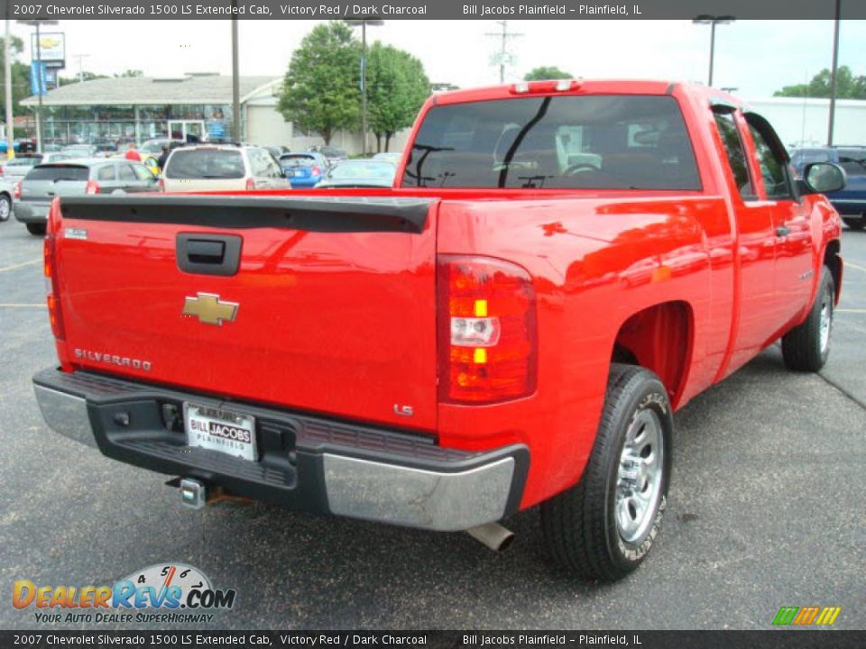 2007 Chevrolet Silverado 1500 LS Extended Cab Victory Red / Dark Charcoal Photo #5