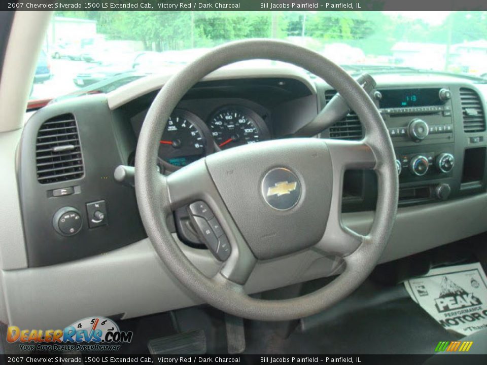 2007 Chevrolet Silverado 1500 LS Extended Cab Victory Red / Dark Charcoal Photo #10