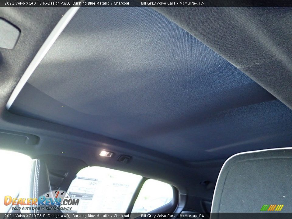 Sunroof of 2021 Volvo XC40 T5 R-Design AWD Photo #13