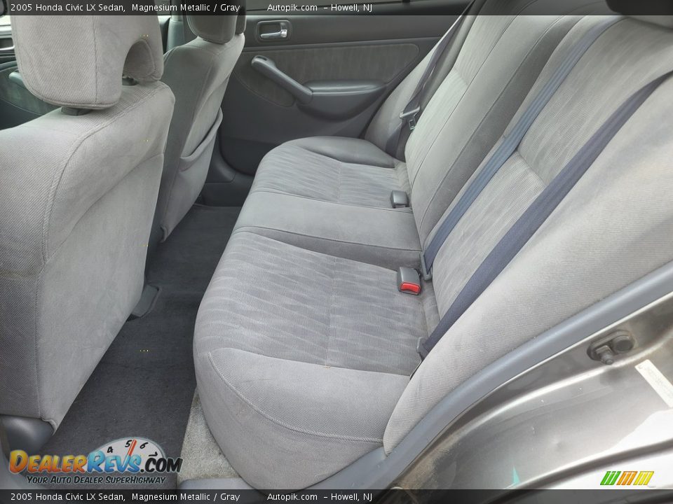 2005 Honda Civic LX Sedan Magnesium Metallic / Gray Photo #15