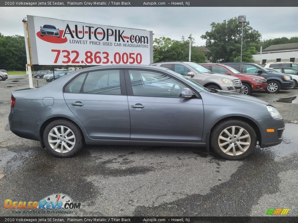 2010 Volkswagen Jetta SE Sedan Platinum Grey Metallic / Titan Black Photo #2