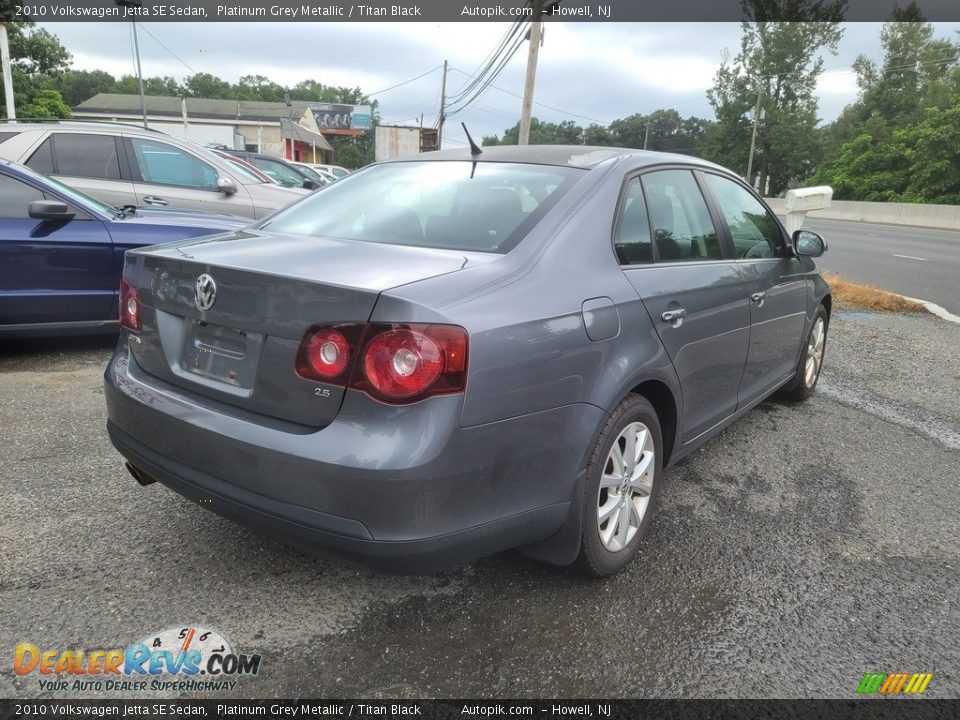 2010 Volkswagen Jetta SE Sedan Platinum Grey Metallic / Titan Black Photo #3