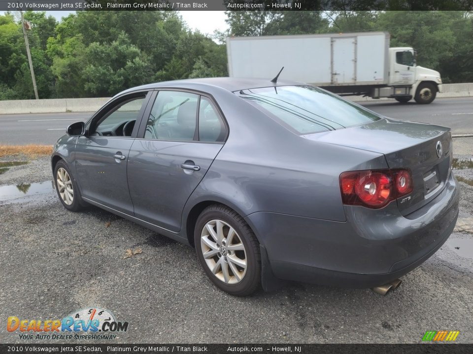 2010 Volkswagen Jetta SE Sedan Platinum Grey Metallic / Titan Black Photo #5