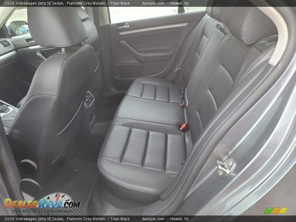 2010 Volkswagen Jetta SE Sedan Platinum Grey Metallic / Titan Black Photo #15